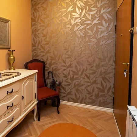 Elegant Apartament